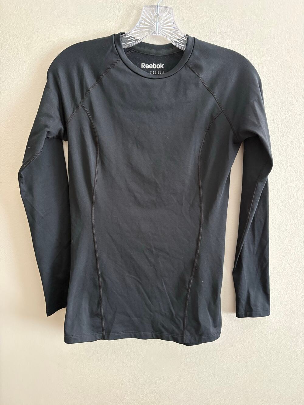 Reebok Women’s Play Dry long-sleeve athletic shirt Size S